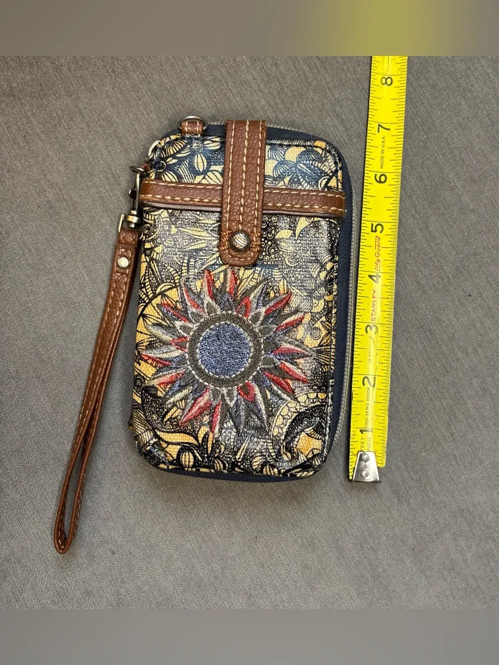 Sakroots Multi Color Spirit Desert Sun “Peace” Wristlet/Wallet - Picture 4 of 10